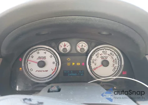 2011 Ford Focus S z USA, uszkodzony, nr VIN 1FAHP3EN2BW135099